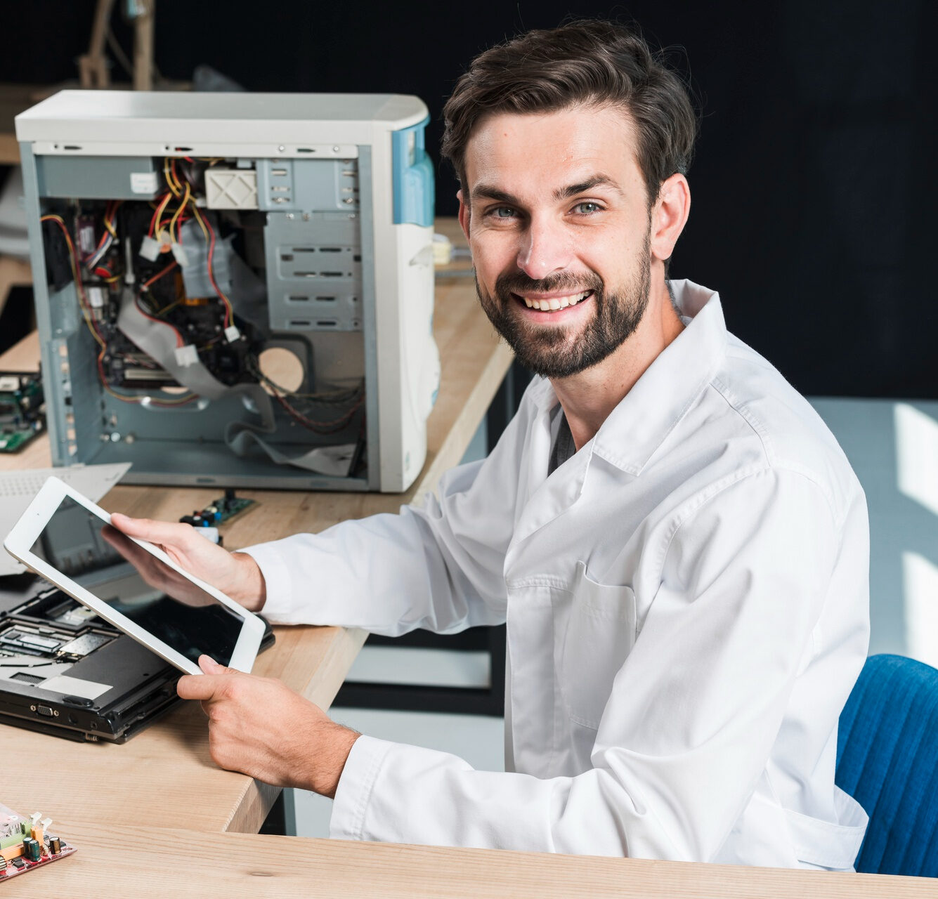 Sabia que o PC as a Service te faz economizar muito?